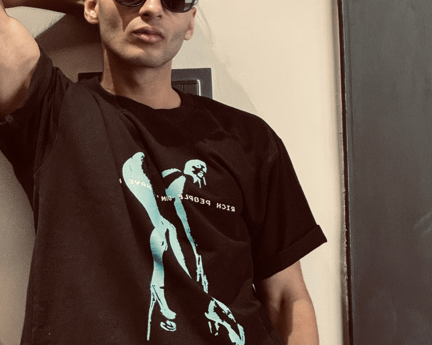 Rich people Tee